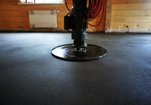 Экономия времени и денег: почему полусухая стяжка пола становится все более популярной