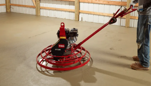 Как ухаживать за полусухой стяжкой пола, чтобы она дольше служила